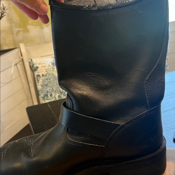 Men's Black Leather Buckle Boots - Picture 3 of 10